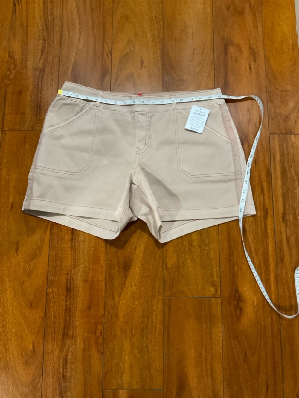 SPANX High Waist Shorts in Light Beige